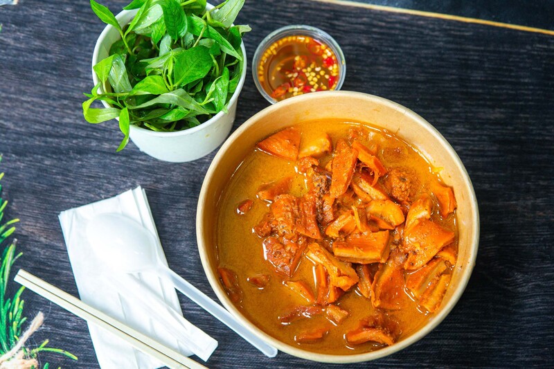 Phá lấu Sài Gòn – món ăn đường phố nổi tiếng